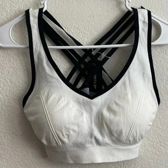 🆕Women Seamless Padded Strappy Sports Bra White L🆕 - Picture 2 of 4